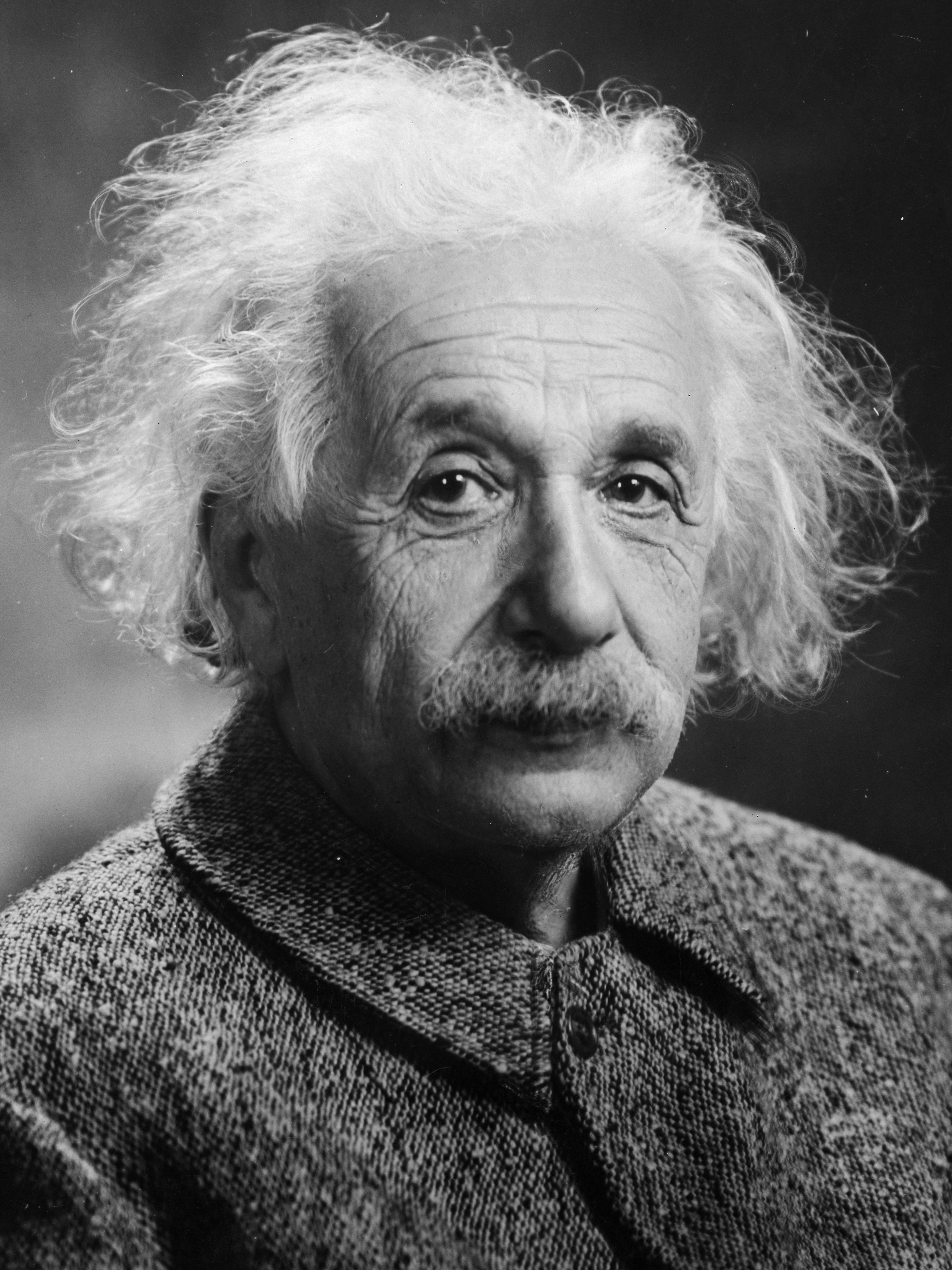 Einstein tenía 26 años cuando publicó la relatividad especial. Lo que dijo cambió la física para siempre.