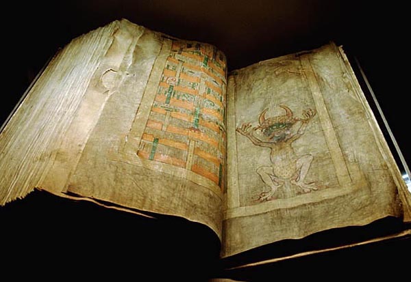 El Codex Gigas: el manuscrito de 75 kilos con una página entera dedicada al diablo