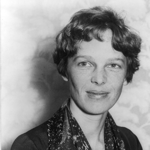 El microdisco de Amelia Earhart habló 94 años después gracias a una máquina que no lo toca