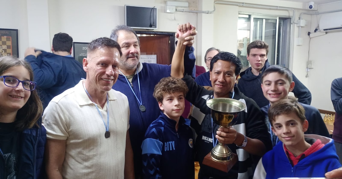 Peter Thiel jugó un torneo de ajedrez en el Abasto, salió tercero y dejó otra señal de su paso por Buenos Aires