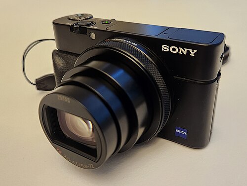La Sony RX100 VII sigue siendo la mejor cámara de bolsillo en 2026 y Sony no la pudo superar