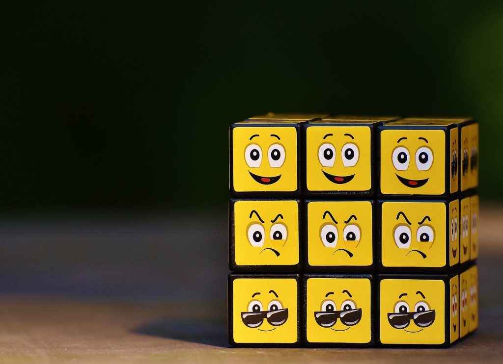 dice-smilies-various-1644385-1024x742 Test de Inteligencia Emocional: ¿Qué Tan Bien Manejas tus Emociones?